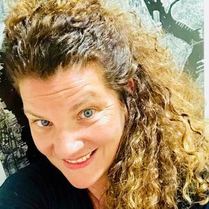 Meet your Posher, Carole